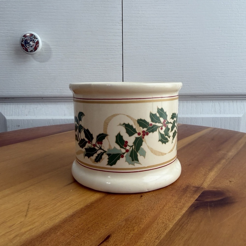 Gibson Greetings Mistletoe Candle Stand Holder Christmas‎ Holiday Taiwan